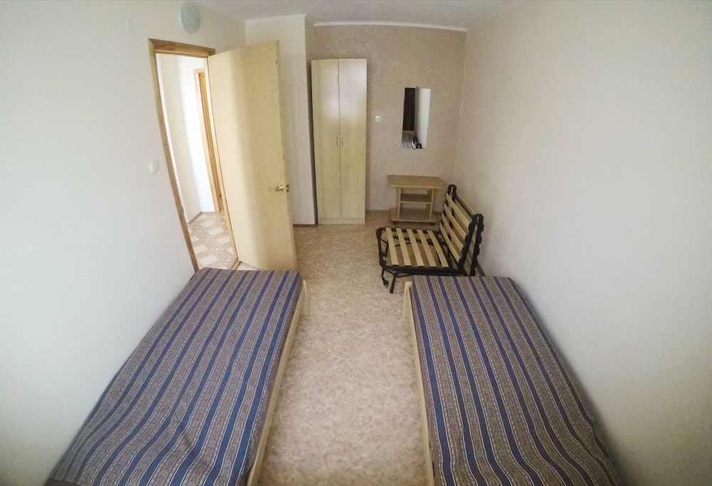 Family Room photo 2