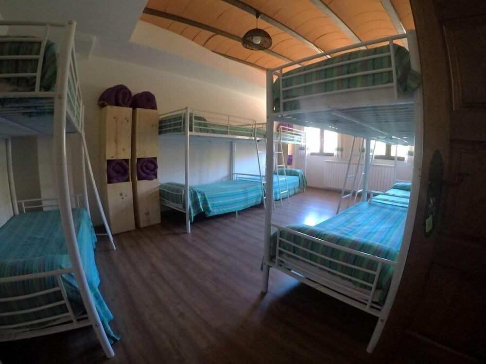 Dormitorio Compartido, Dormitorio Mixto, Vista a la Montaña (Peña Grande)