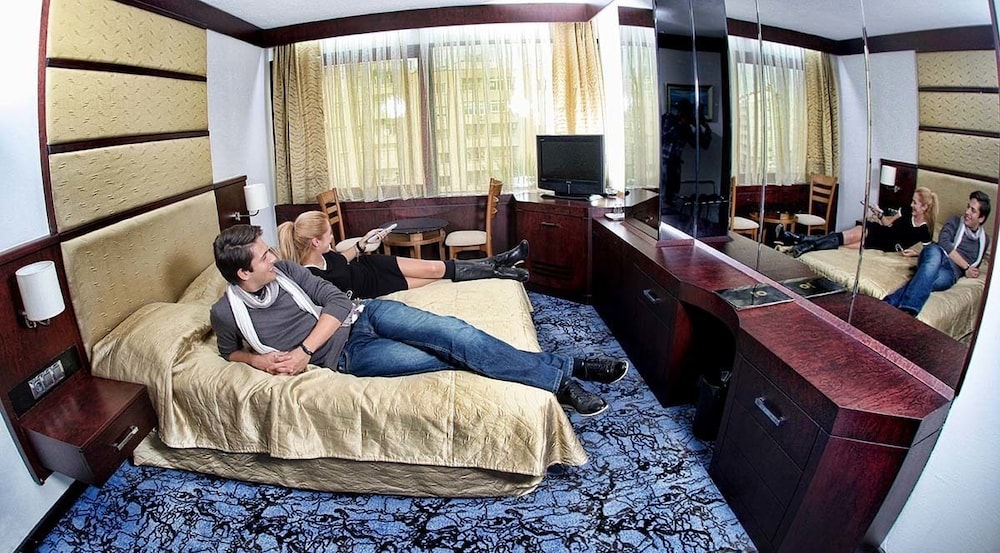 Standard Triple Room photo 3