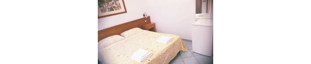 Deluxe Double or Twin Room, Balcony photo 3