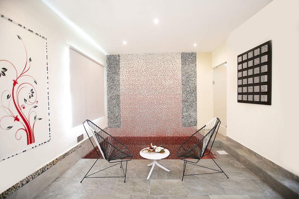 Junior Suite - Photo 5