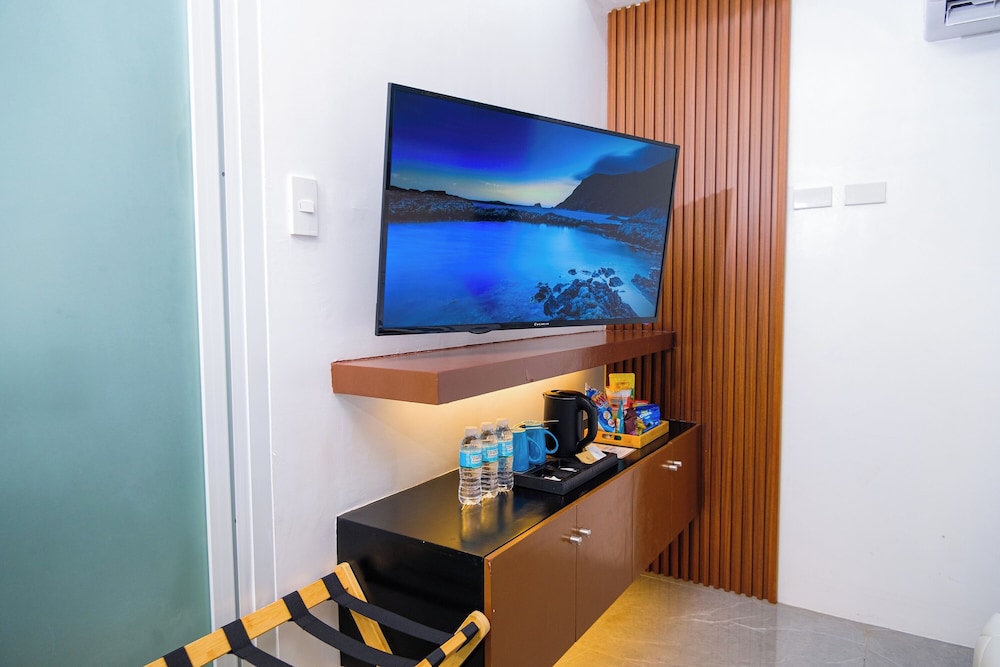 Family Room - Photo 9