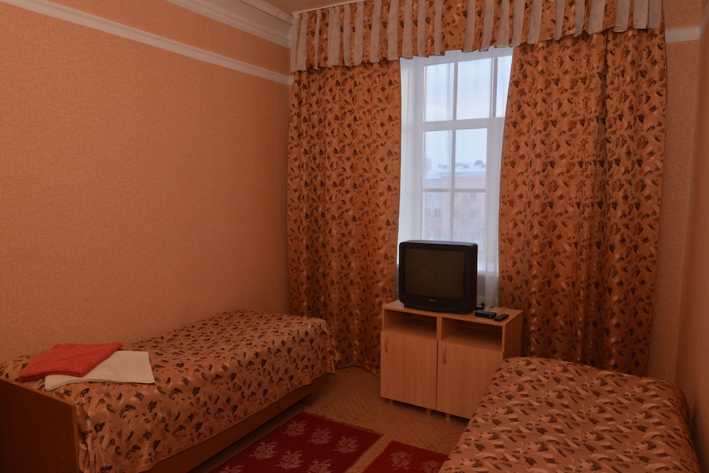 Economy Room, 2 Twin Beds