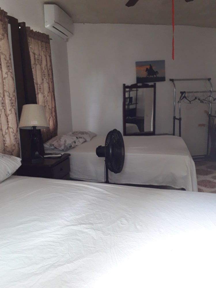 Double Room, 2 Queen Beds, Non Smoking photo 1