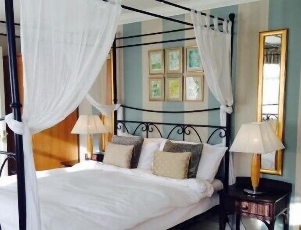 Executive Room photo 2