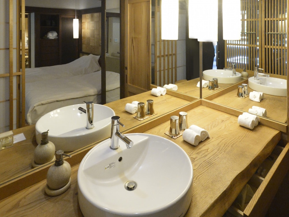 Deluxe Twin Room, 53㎡,  Japanese Breakfast, Check-in only between 3pm-6pm, Non Smoking photo 2