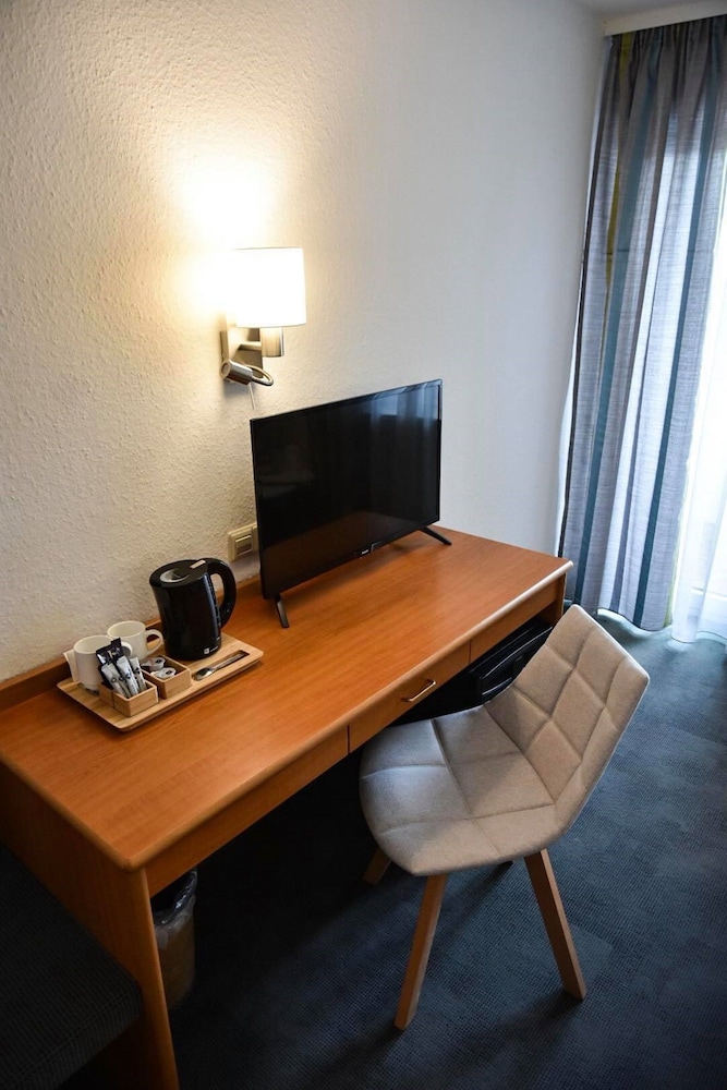 Standard Double Room photo 3
