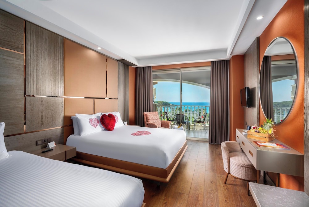 Honeymoon Room with Sea View photo 3
