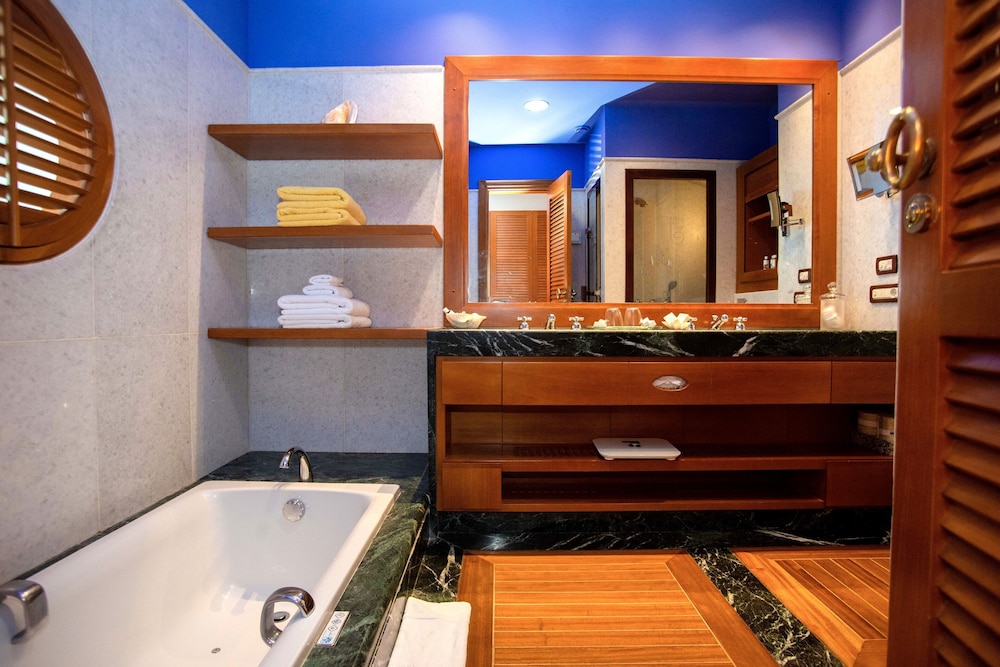 Deluxe Double Room, Sea View (SPA Building) - Photo 3