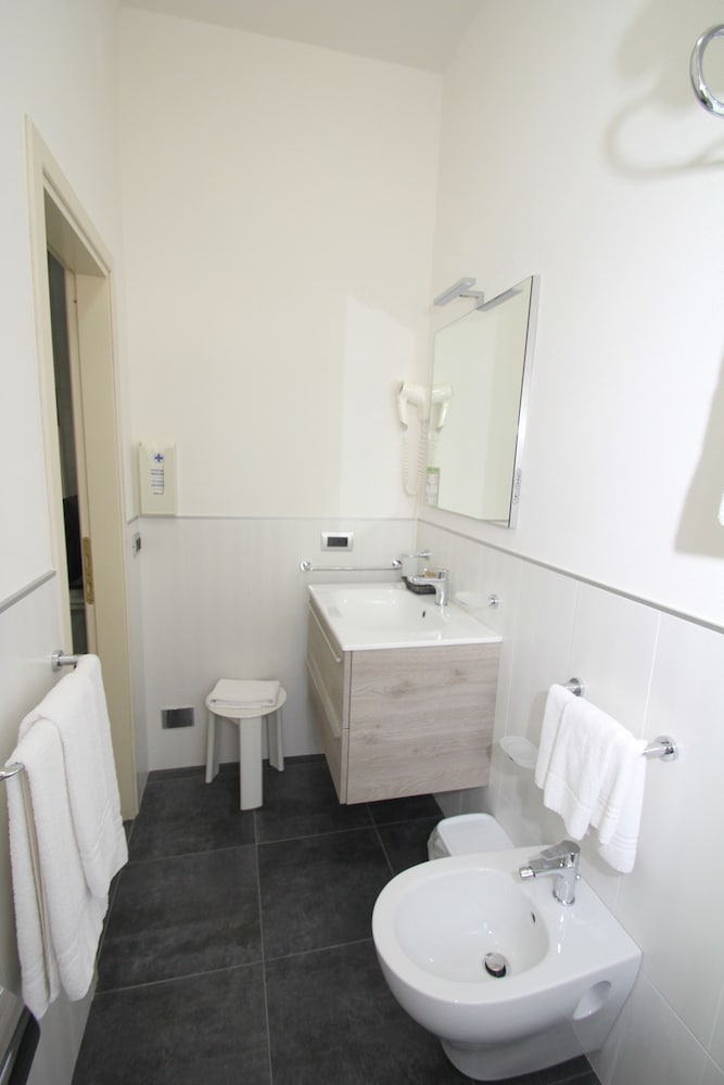 Superior Double Room - Photo 7