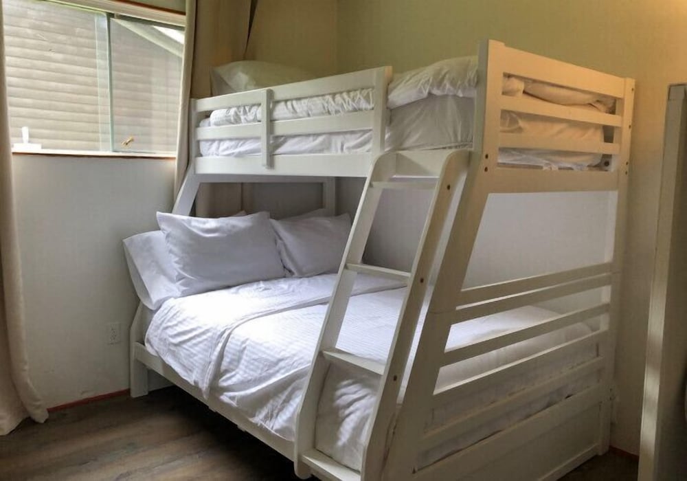 Standard Cabin photo 3