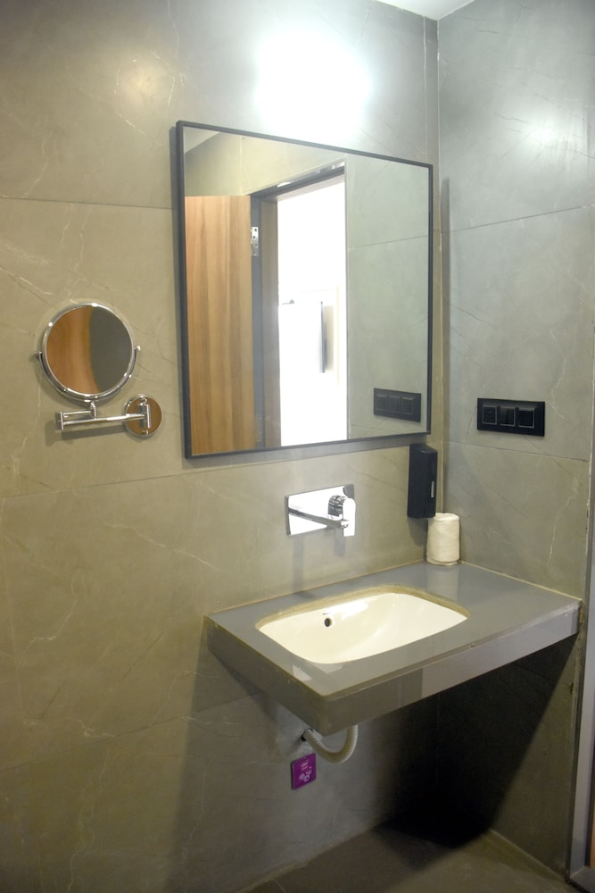 Executive Room photo 2