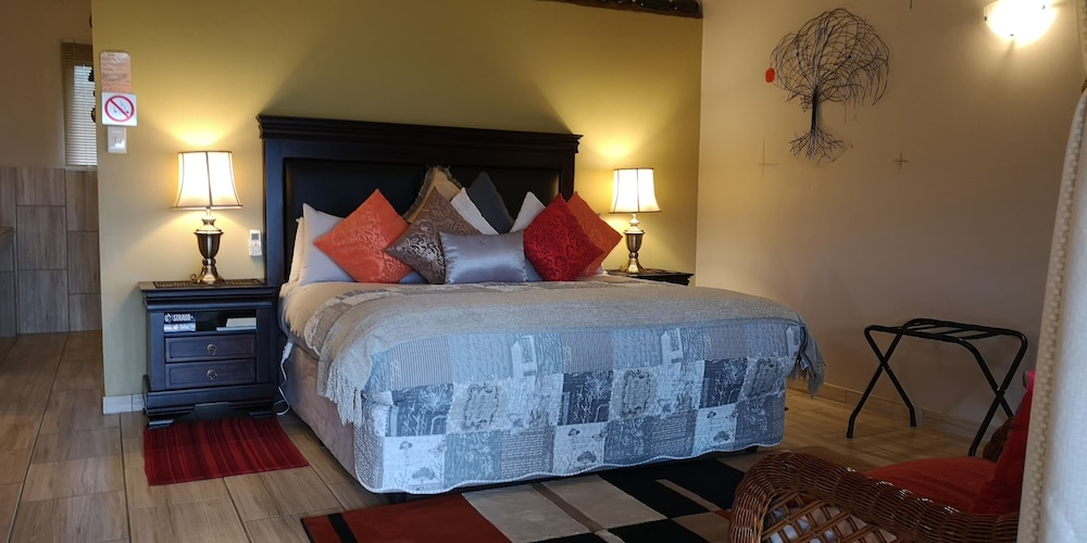 Luxury Double Room, 1 Bedroom, River View photo 1