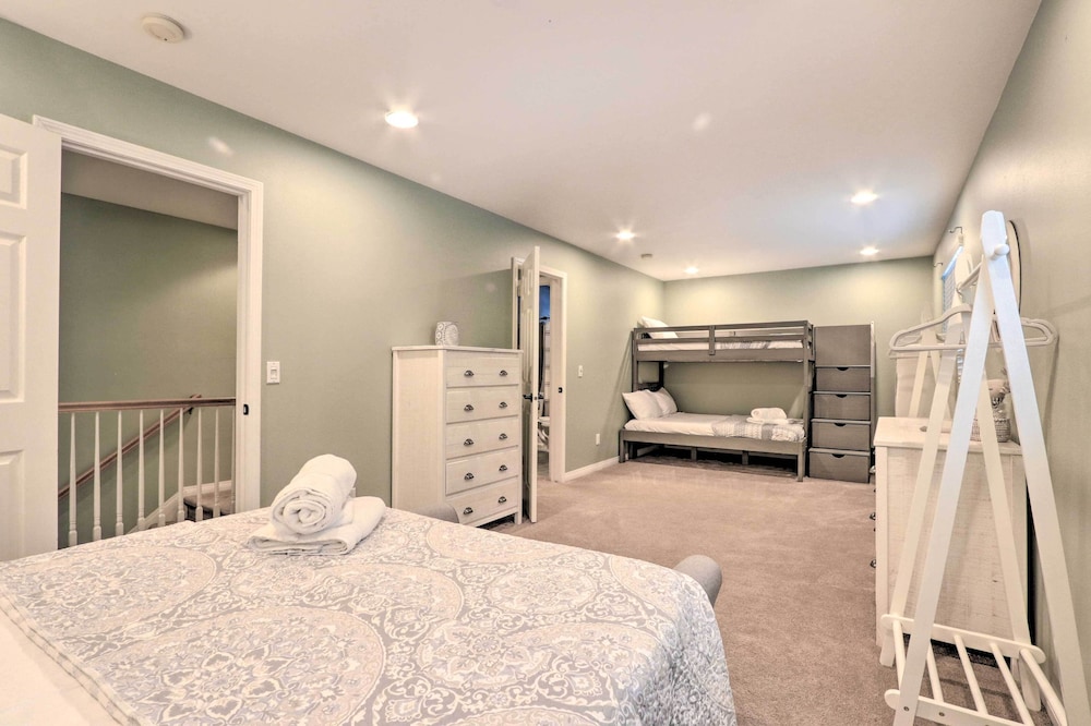 House (4 Bedrooms) photo 2