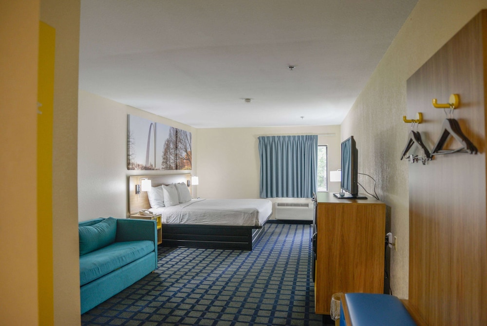 Studio Suite, 1 King Bed, Non Smoking
