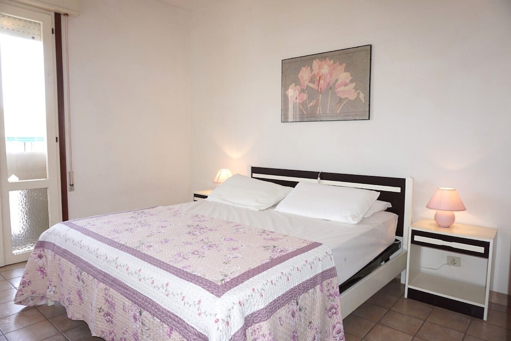 Apartment, 2 Bedrooms, Balcony, Ocean View photo 2