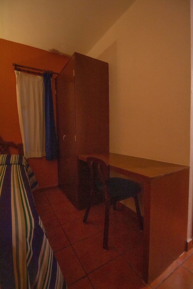 Double Room - Photo 4