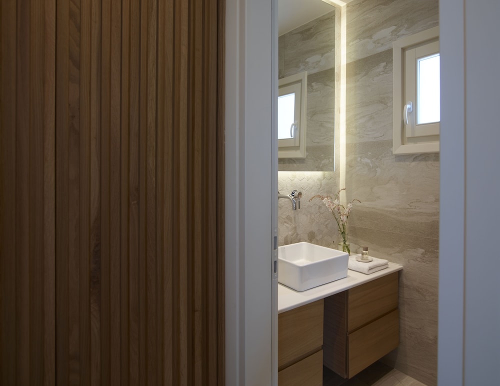 Vencia 3-Bedroom Villa - Photo 19