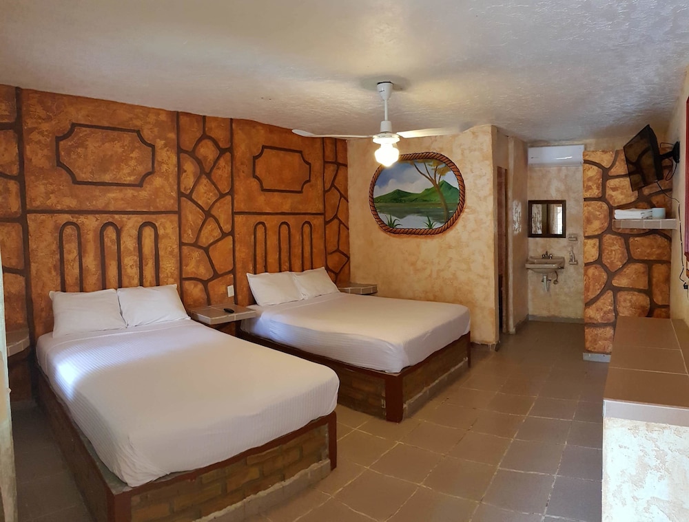 Comfort Double Room, 2 Double Beds, Non Smoking photo 1