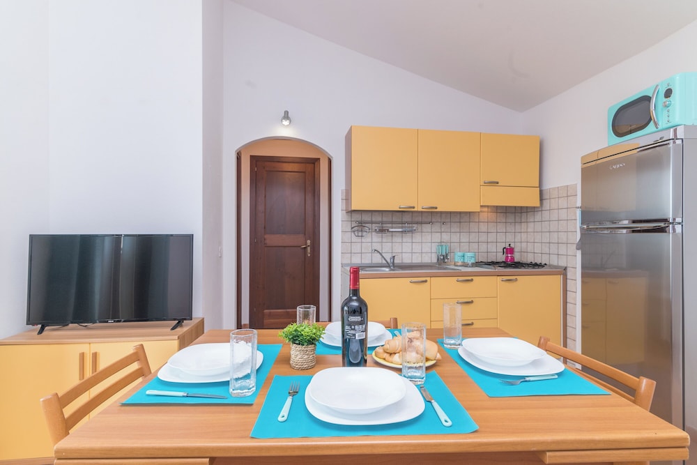 Family Apartment, Multiple Bedrooms (Nicole House With Stunning View And) photo 3
