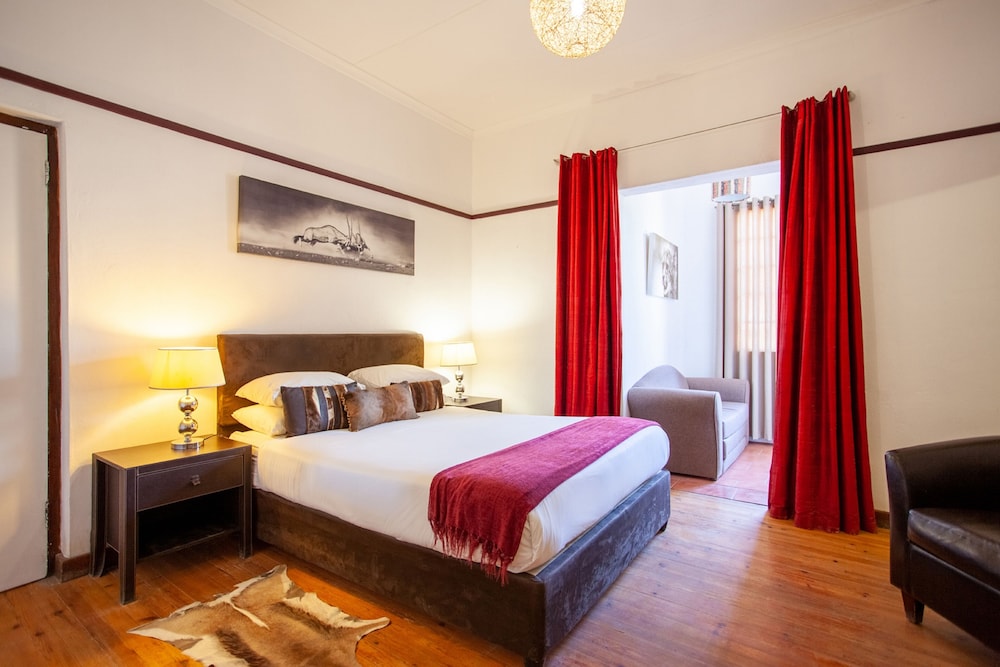 Lodge Room (12) - Photo 2