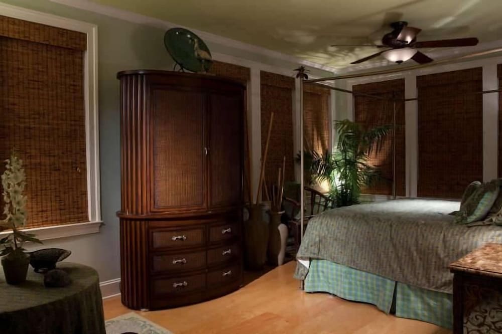 Family House, 4 Bedrooms, Ocean View, Sea Facing photo 1