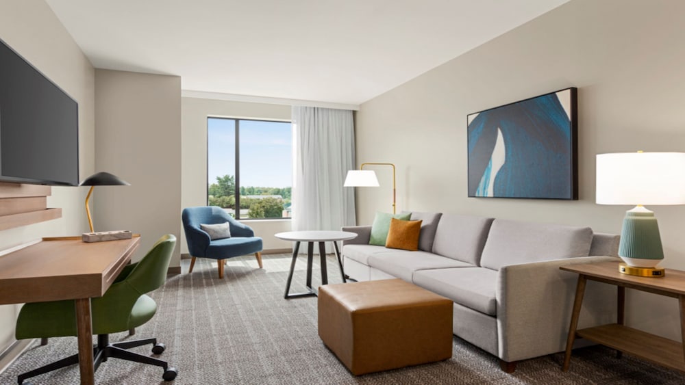 Suite, 1 Bedroom, Kitchen (Walk-In Shower)