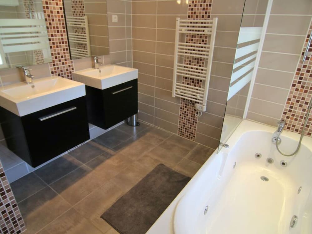 House photo 2