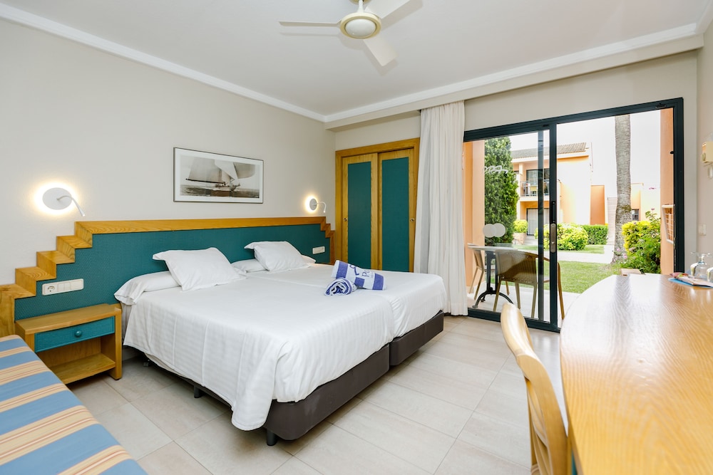 Double Room, Balcony (Maris) - Photo 1