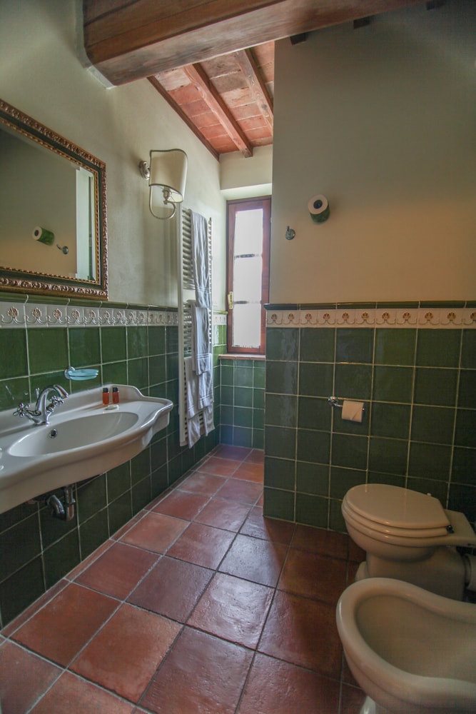 Luxury Triple Room photo 2