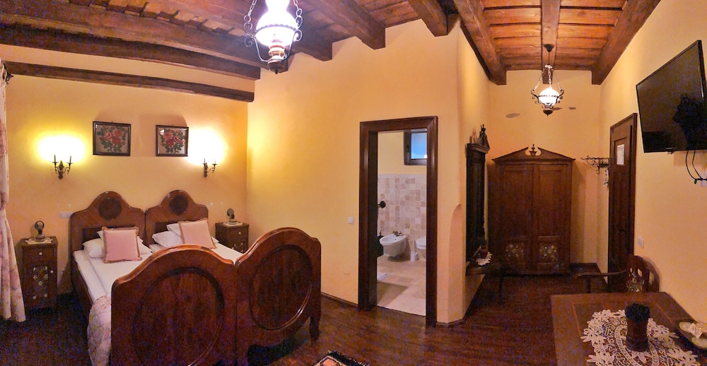 Comfort Twin Room, 2 Twin Beds, City View photo 1