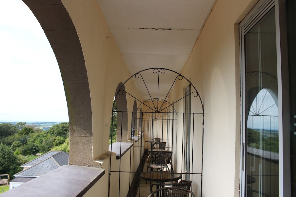 Standard Double Room - Photo 18