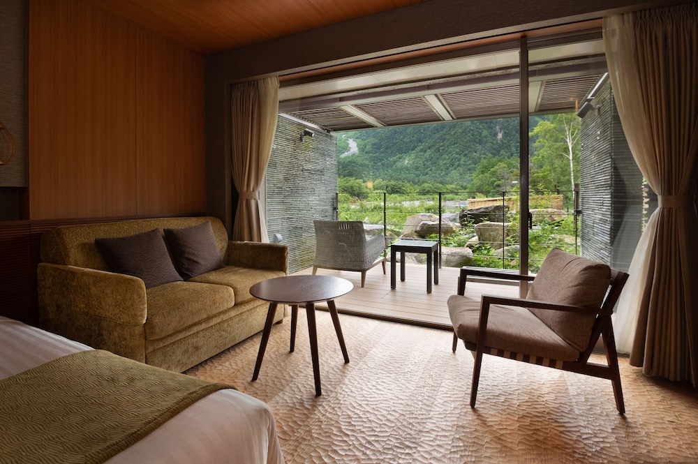 Hotaka Deluxe Twin room photo 3