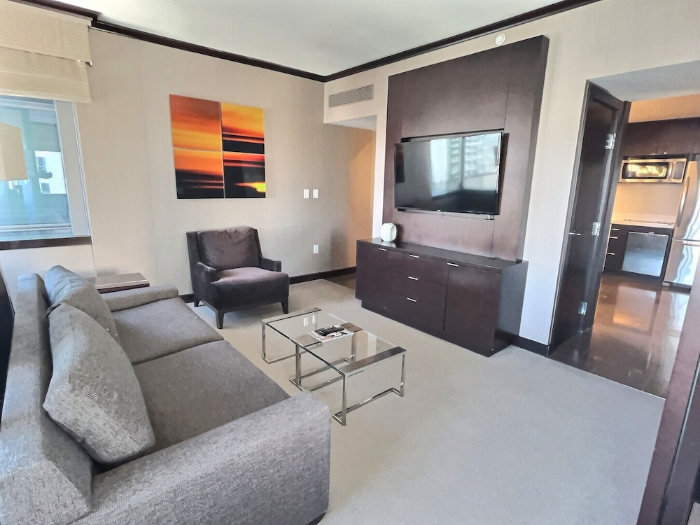 City Corner 1 BR - Photo 3