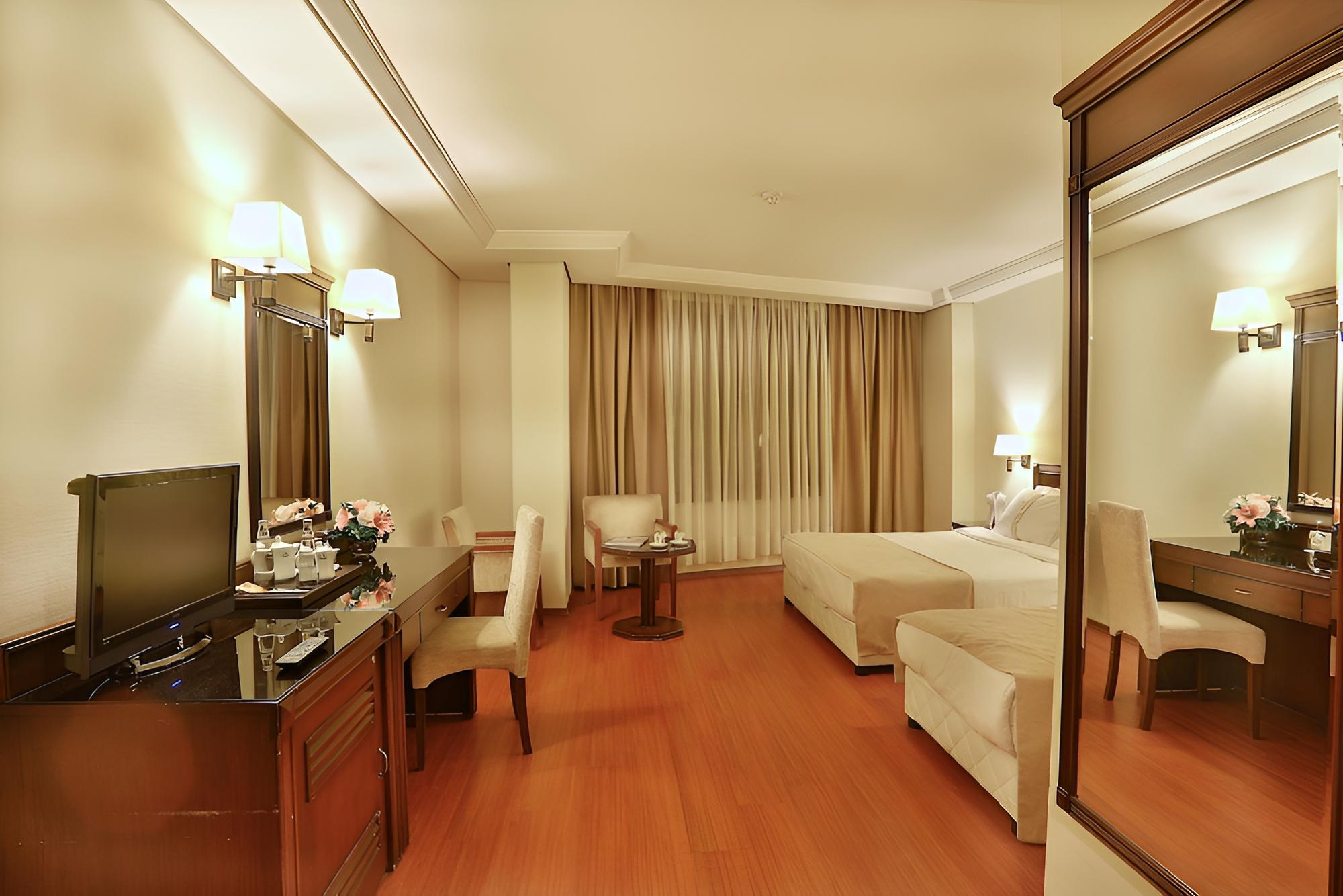 Standard Triple Room photo 2
