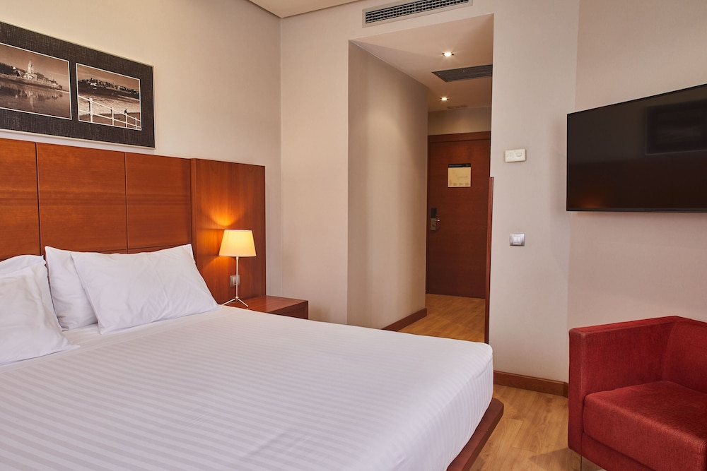 Room (Silken Club) - Photo 2