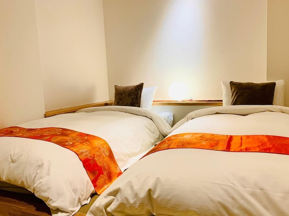 Twin Room, Non Smoking photo 3