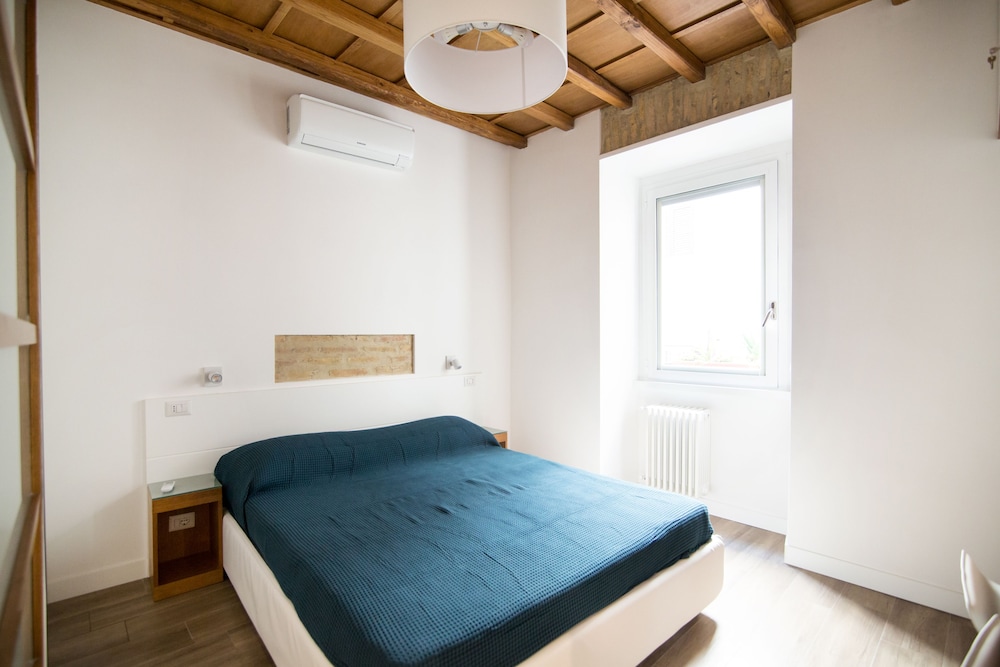 Deluxe Apartment, Kitchenette (Via Domenichino 5 - Rome) photo 3