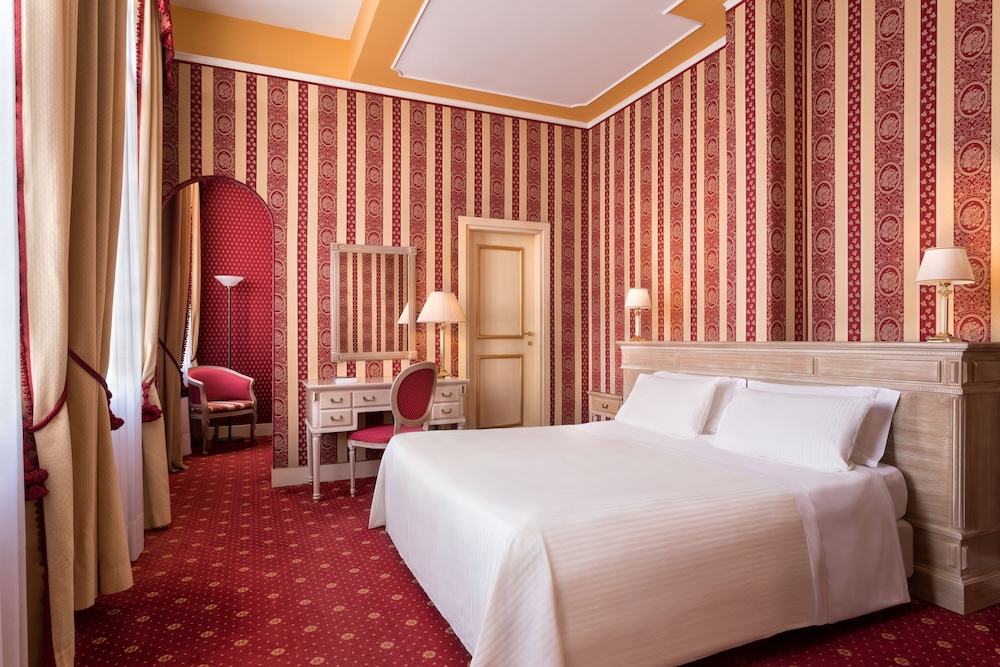 Deluxe Room - Photo 2