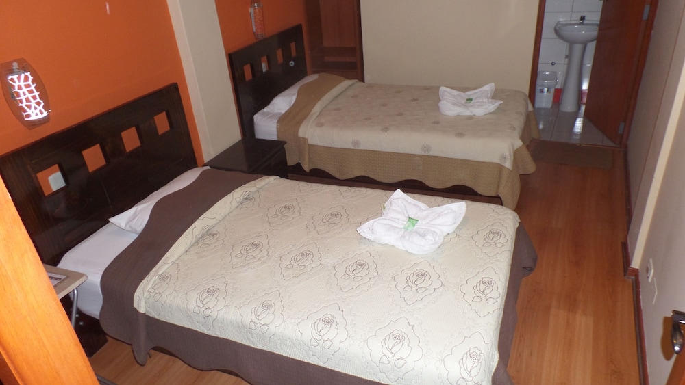 Standard Twin Room photo 3