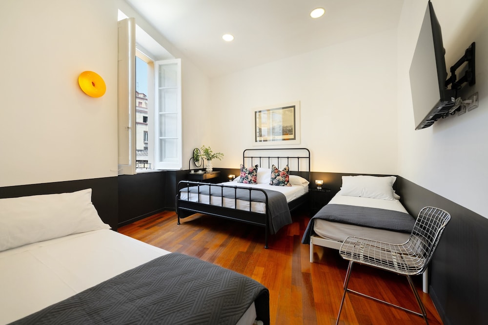 Classic Quadruple Room