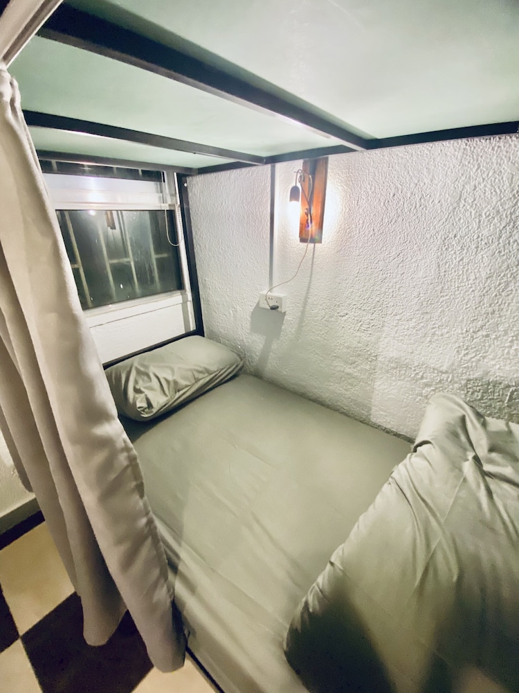 Economy Shared Dormitory, Mixed Dorm photo 1