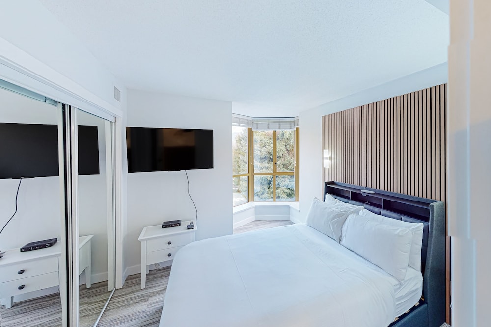 Condo, 1 Bedroom (Mountain View)