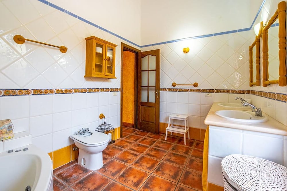 Casa Magma in Adeje With 2 Bedrooms and 1 Bathrooms, Zdjęcie 11