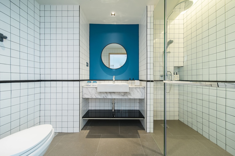 Deluxe Twin Room, City View