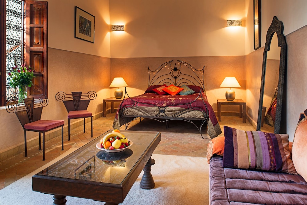 Junior Double Room, 1 King Bed (Mistress) - Photo 1