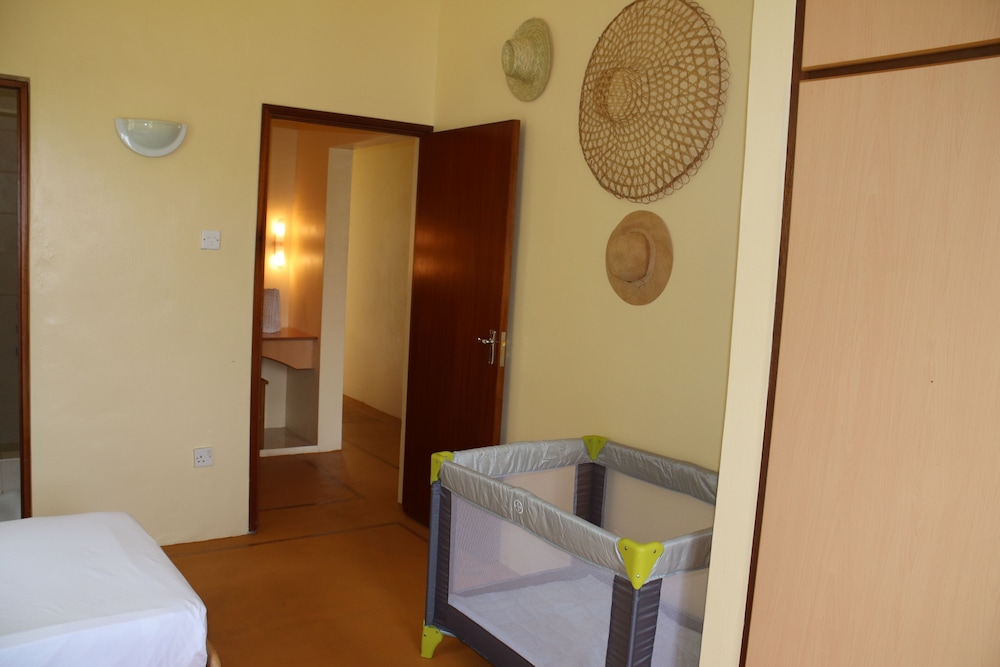 Twin Room (Bois D'Olive) photo 2