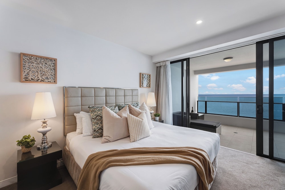 Luxury Apartment, 2 Bedrooms, 2 Bathrooms, Ocean View photo 2