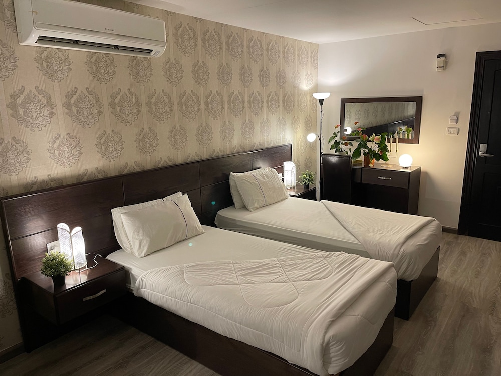 Deluxe Room, 2 Twin Beds, City View photo 1
