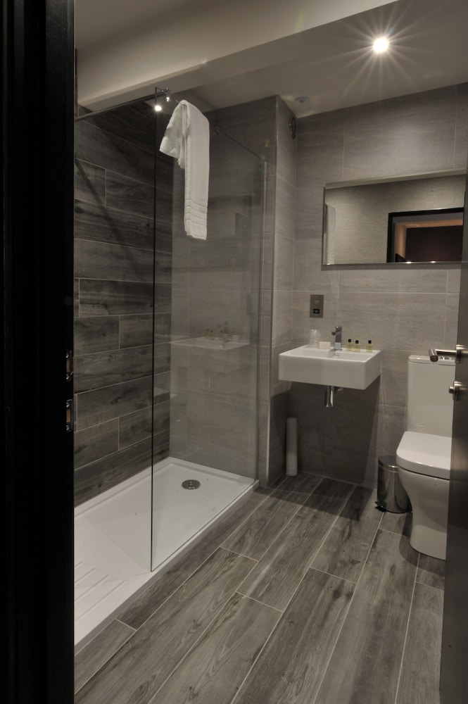 Deluxe Double Room, 1 Bedroom, Ensuite photo 2